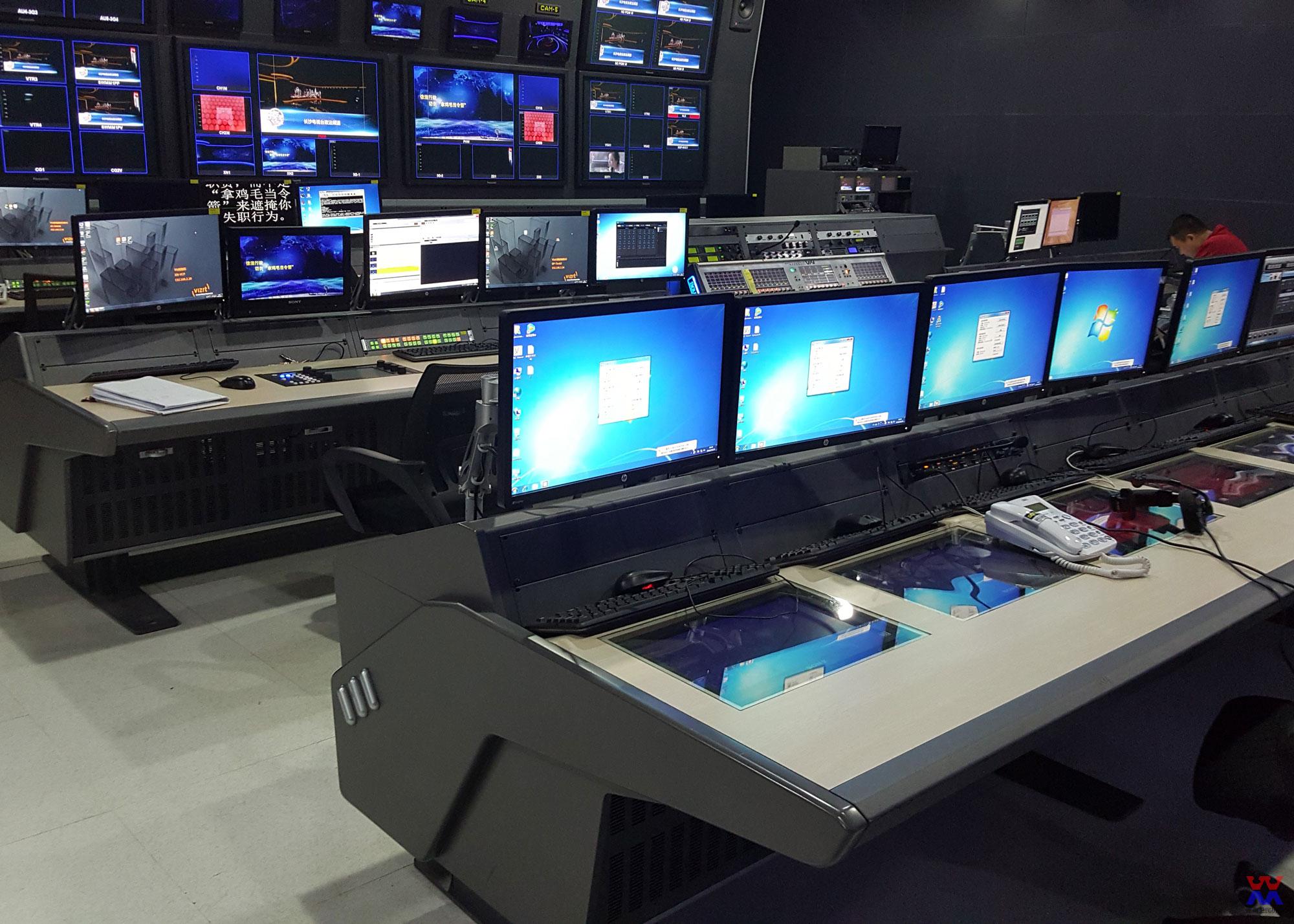 博信控制臺(tái):控制臺(tái)的外觀處理都有那種方法